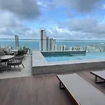 Beach Class Meireles